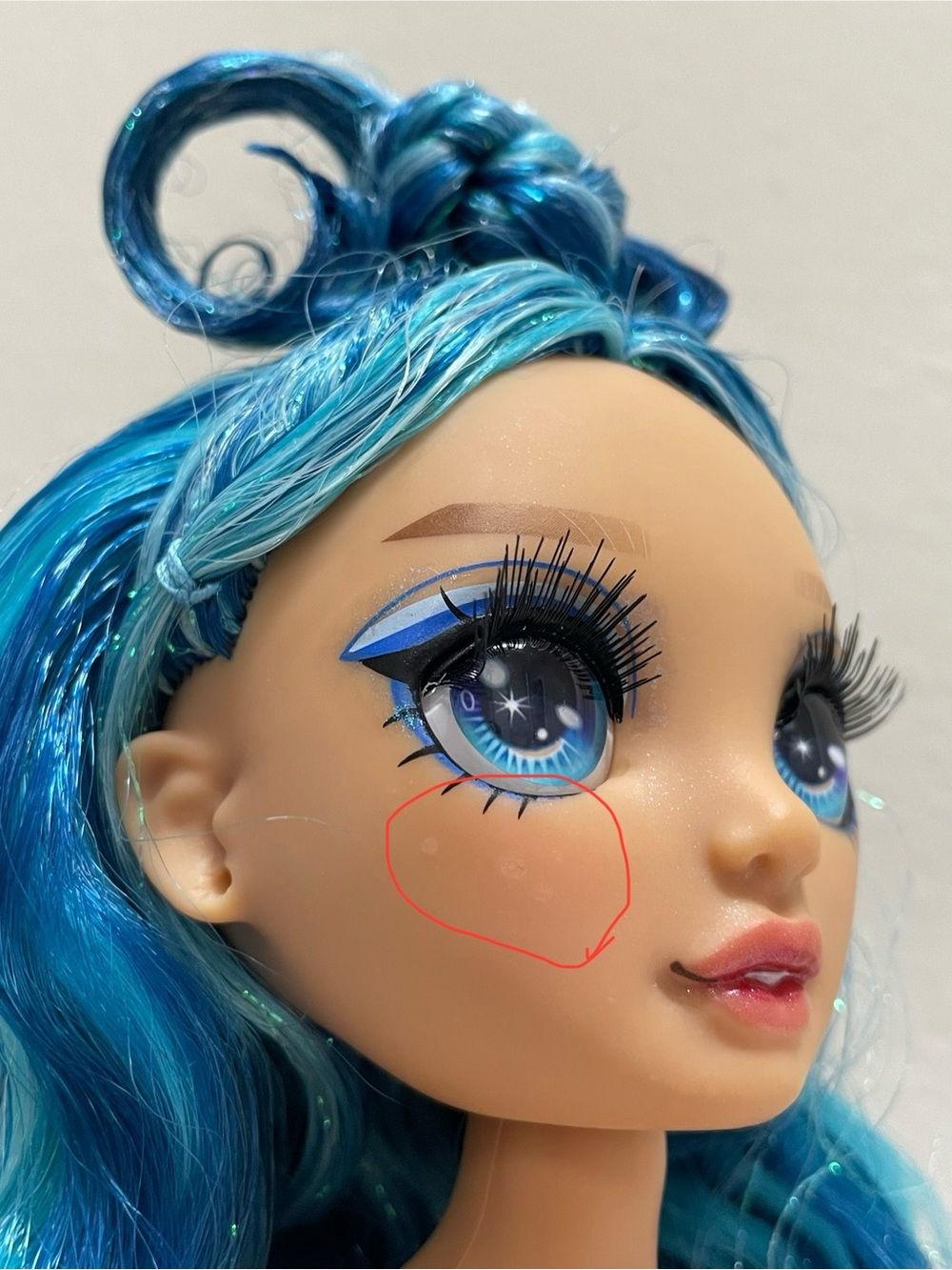 Rainbow High Winter Wonderland Skyler and Violet Base Dolls - Picture 11 of 13